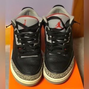 Size 8 Jordan 3 black cement 2018